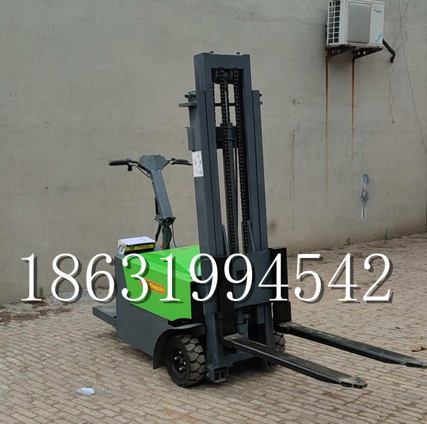 南雄市优程全电动叉车插腿式堆高车液压装卸车1.5吨升高小型站驾式铲车